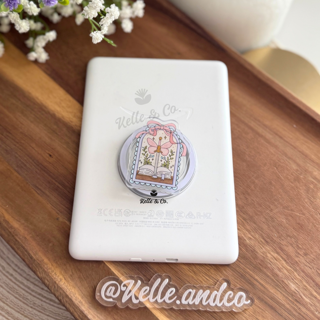 Fantasy Reader | Kindle Grip MagSafe | kindle case | Books