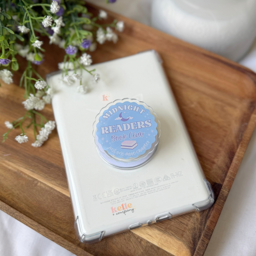 Midnight reader Kindle grip | bookish kindle accessories