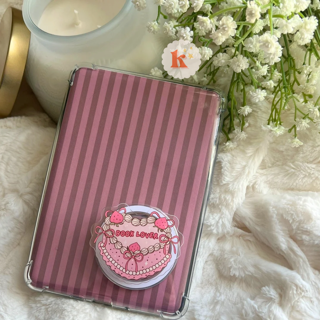 Book lover cake kindle grip | coquette kindle accessories