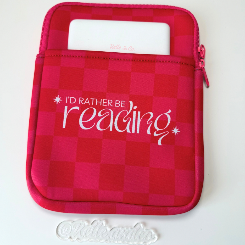 Reading Kindle sleeve | Book & Kindle Sleeve Pouch | checker